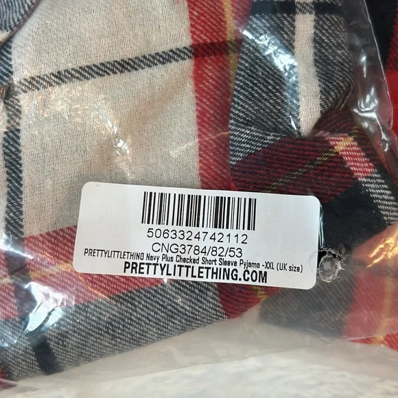 NWT Plaid Button-Up Sleepwear Set - Red and White 2XL - Picture 4 of 8